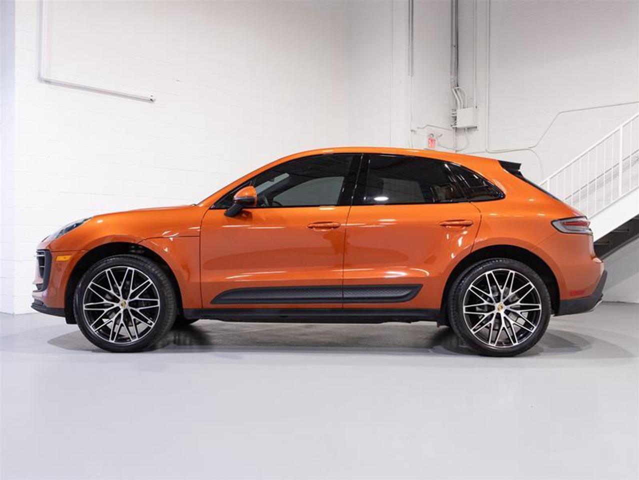 2023 Porsche Macan  Photo