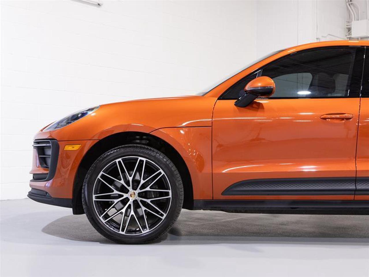 2023 Porsche Macan  Photo