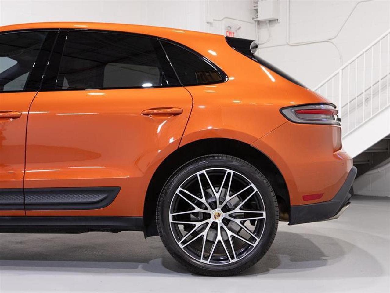 2023 Porsche Macan  Photo