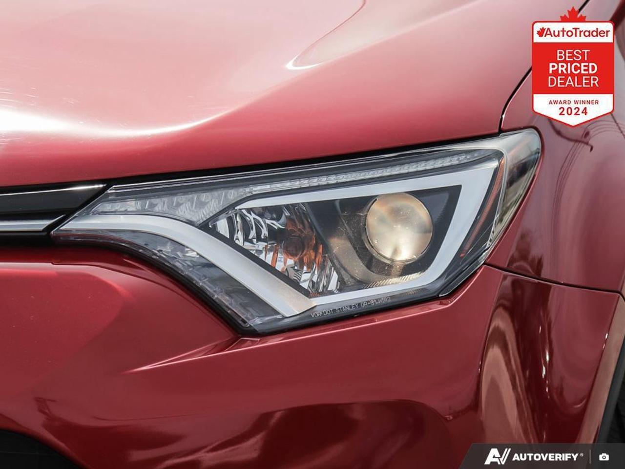2017 Toyota RAV4 LE 4dr Front-wheel Drive Photo