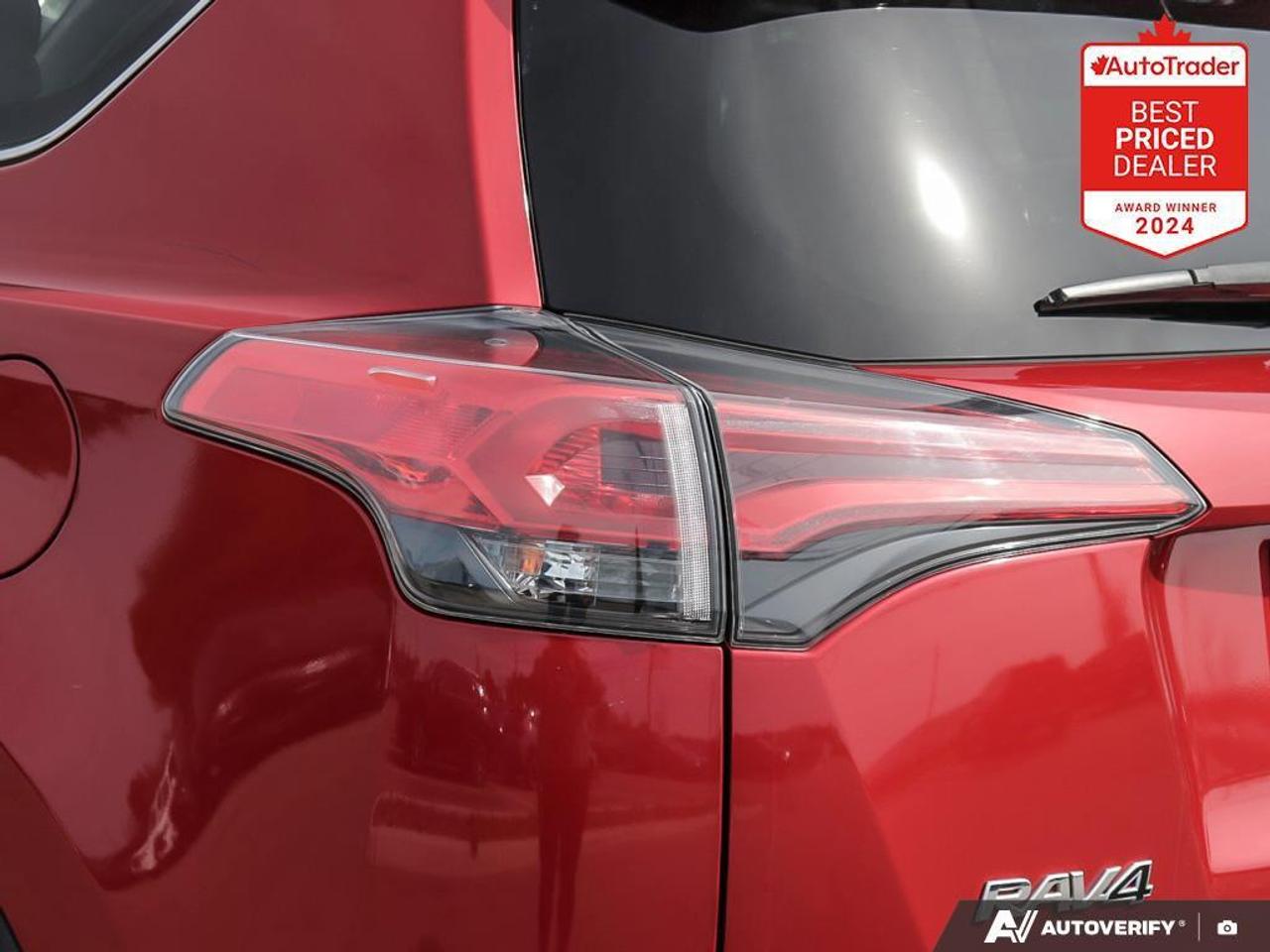 2017 Toyota RAV4 LE 4dr Front-wheel Drive Photo