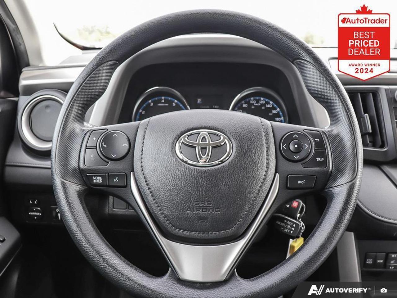 2017 Toyota RAV4 LE 4dr Front-wheel Drive Photo