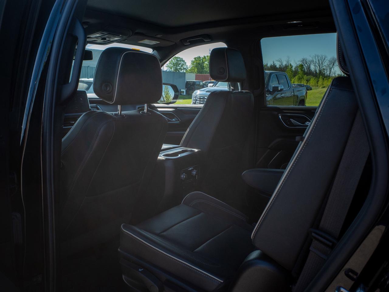 2024 GMC Yukon SLT - Garage Door Opener   Heated Front Seats Photo