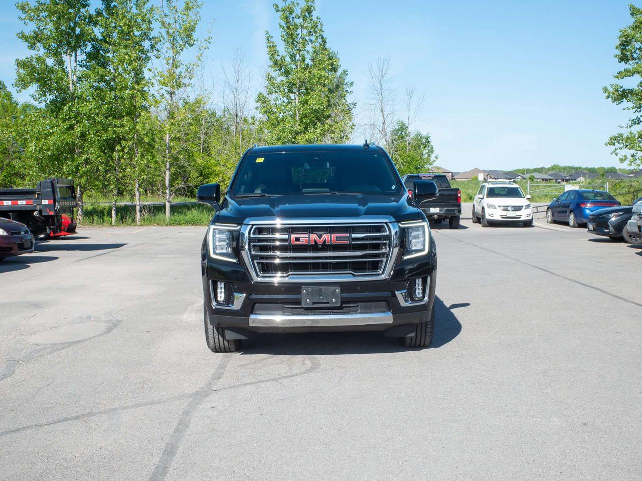2024 GMC Yukon SLT - Garage Door Opener   Heated Front Seats Photo2