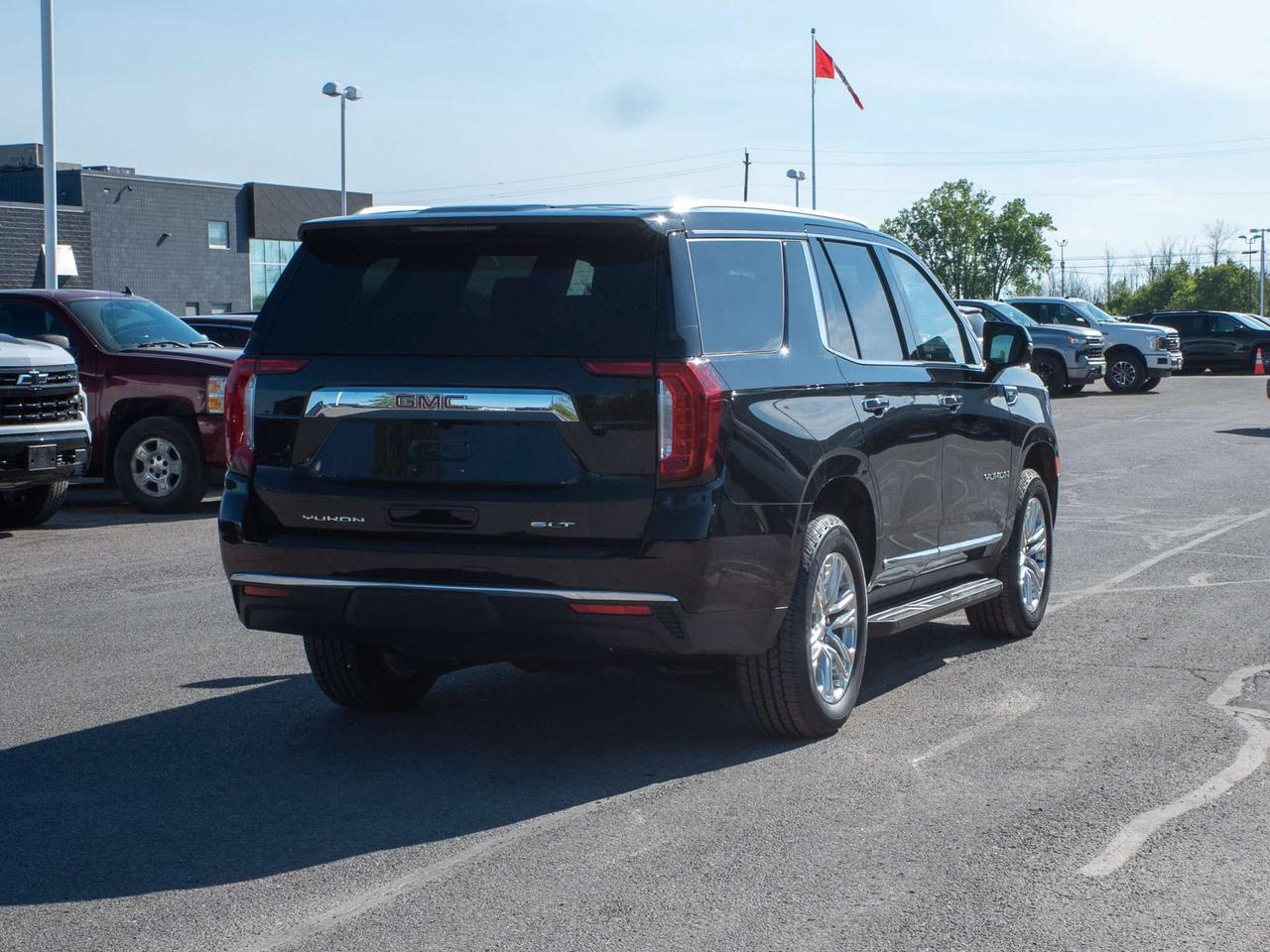 2024 GMC Yukon SLT - Garage Door Opener   Heated Front Seats Photo