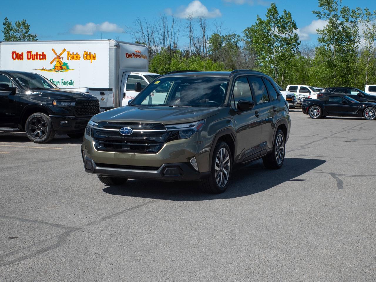 2025 Subaru Forester Premier - Premium Synthetic Seats   Evasion Assist Photo3
