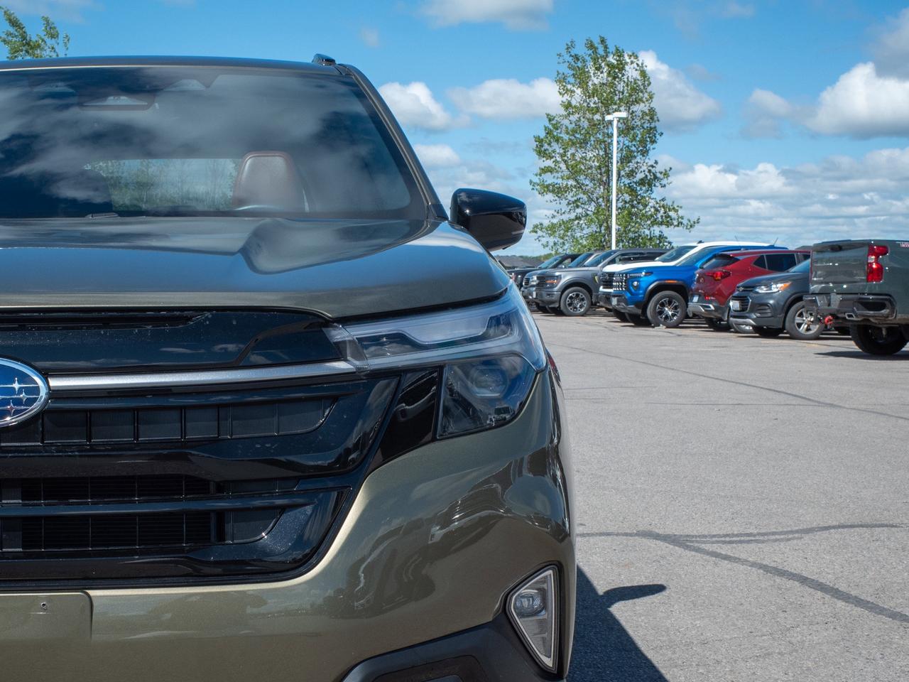 2025 Subaru Forester Premier - Premium Synthetic Seats   Evasion Assist Photo