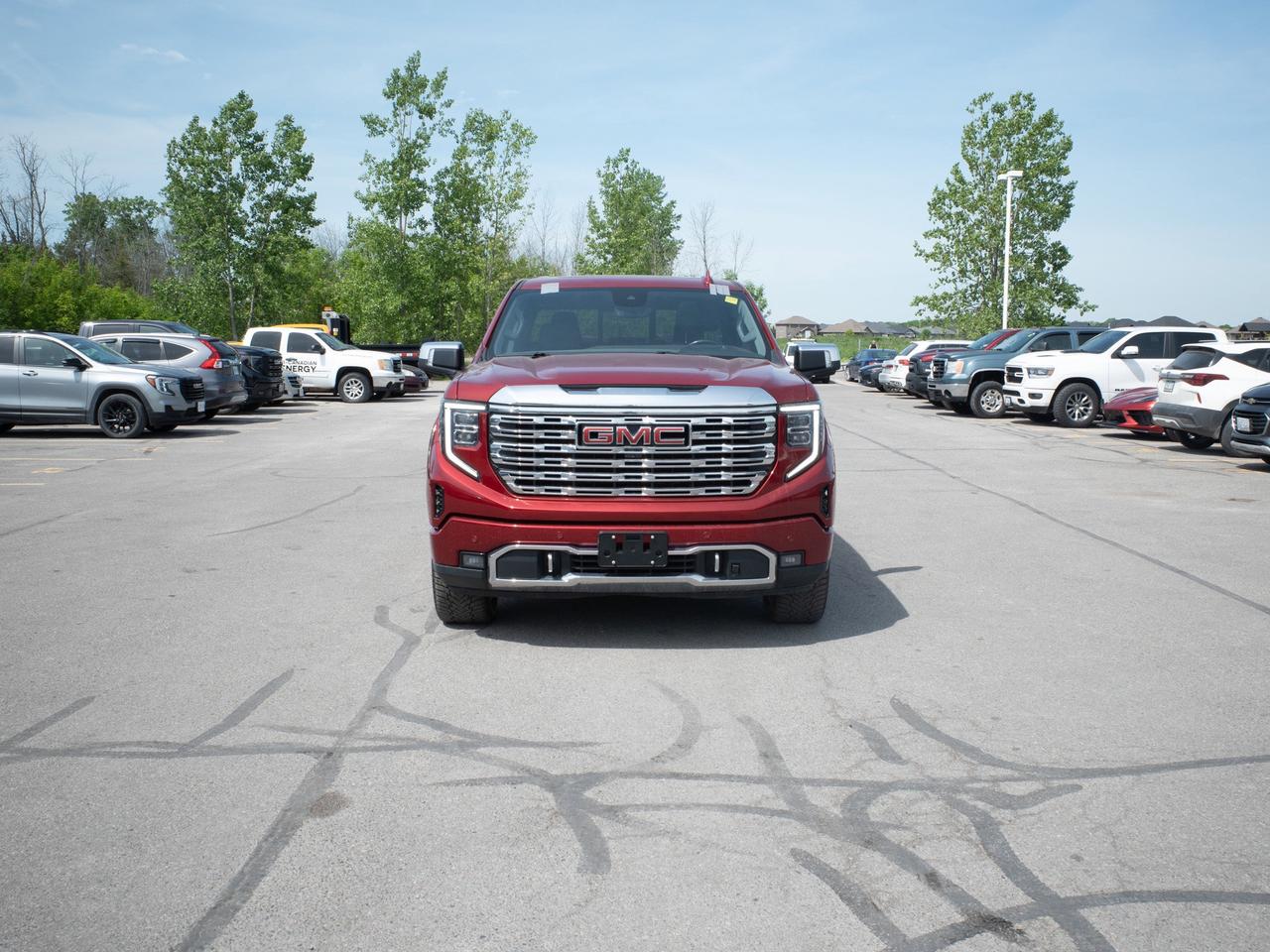 2024 GMC Sierra 1500 Denali - Keyless Start   Locking/Limited Slip Diff Photo