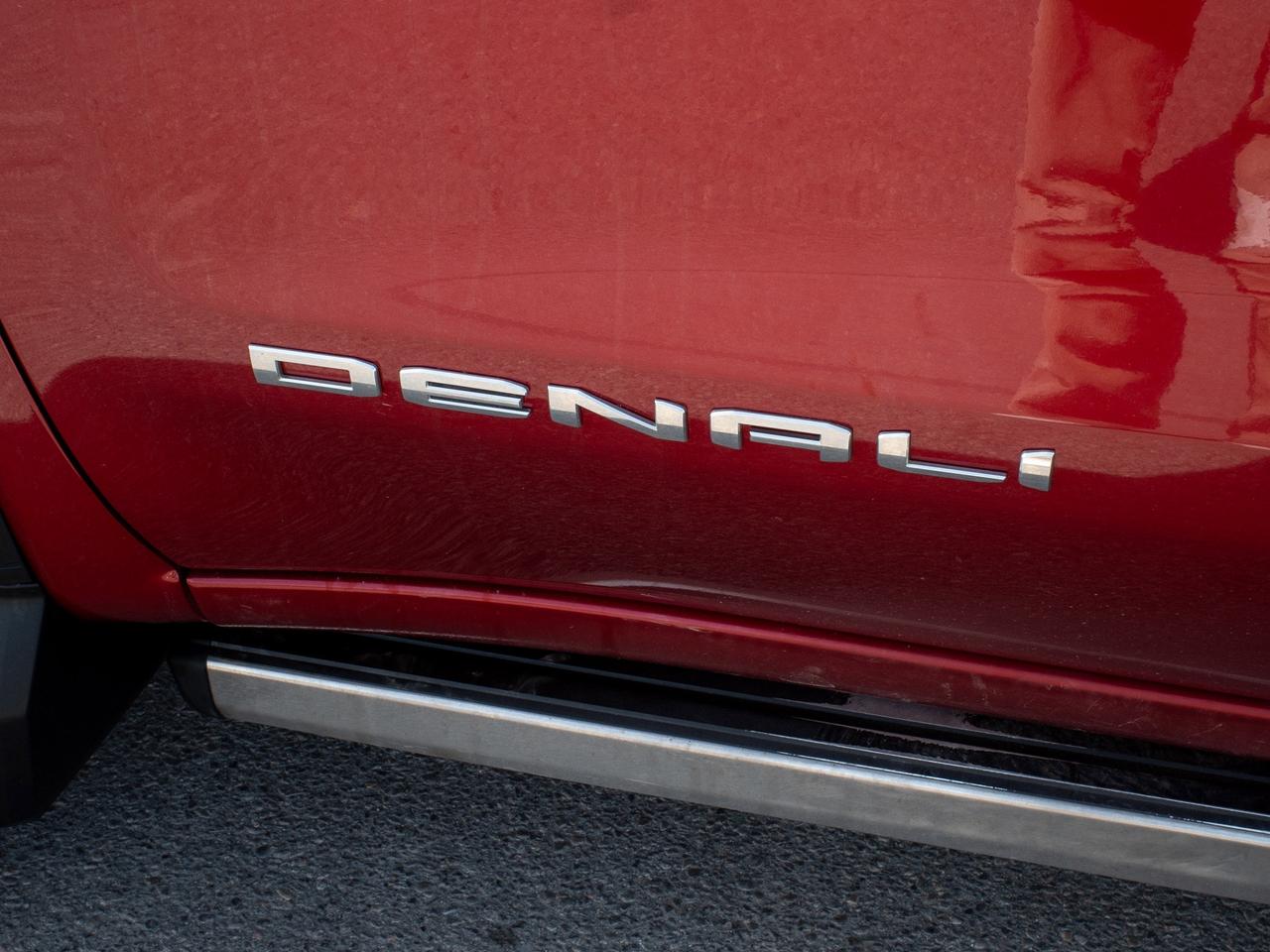 2024 GMC Sierra 1500 Denali - Keyless Start   Locking/Limited Slip Diff Photo