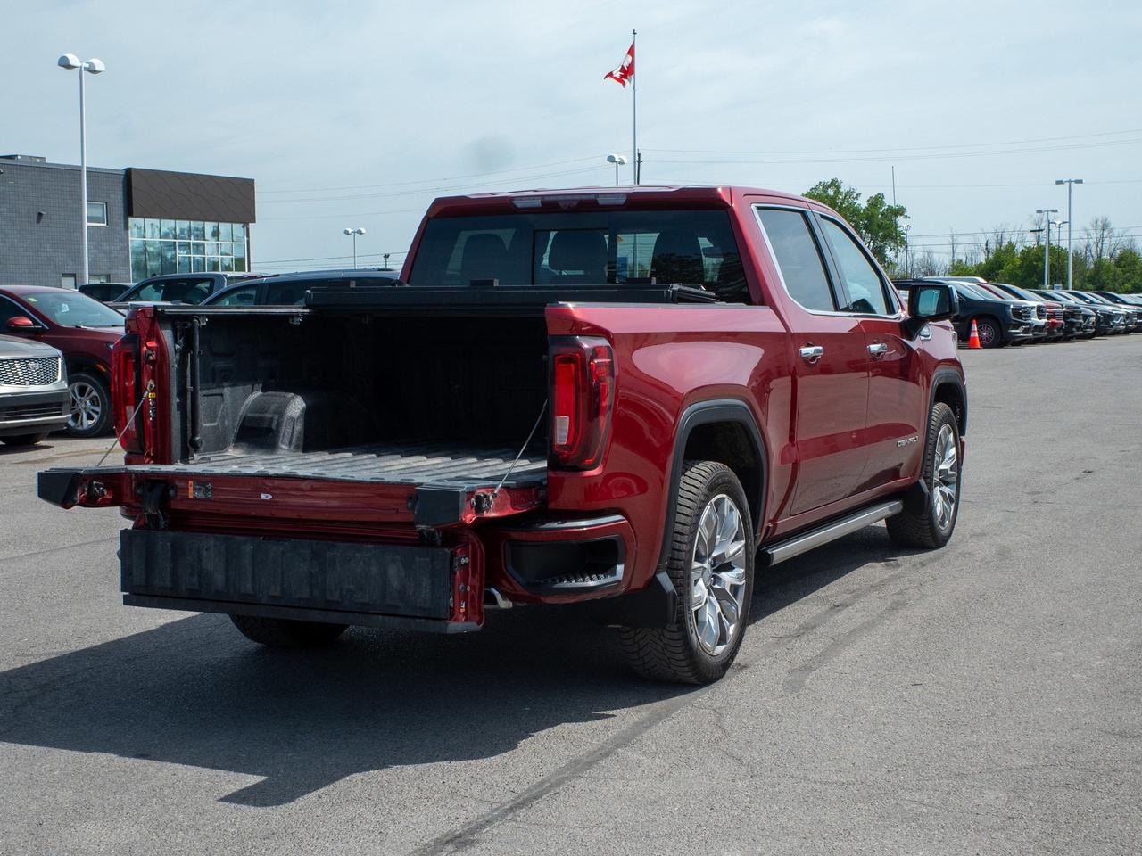 2024 GMC Sierra 1500 Denali - Keyless Start   Locking/Limited Slip Diff Photo