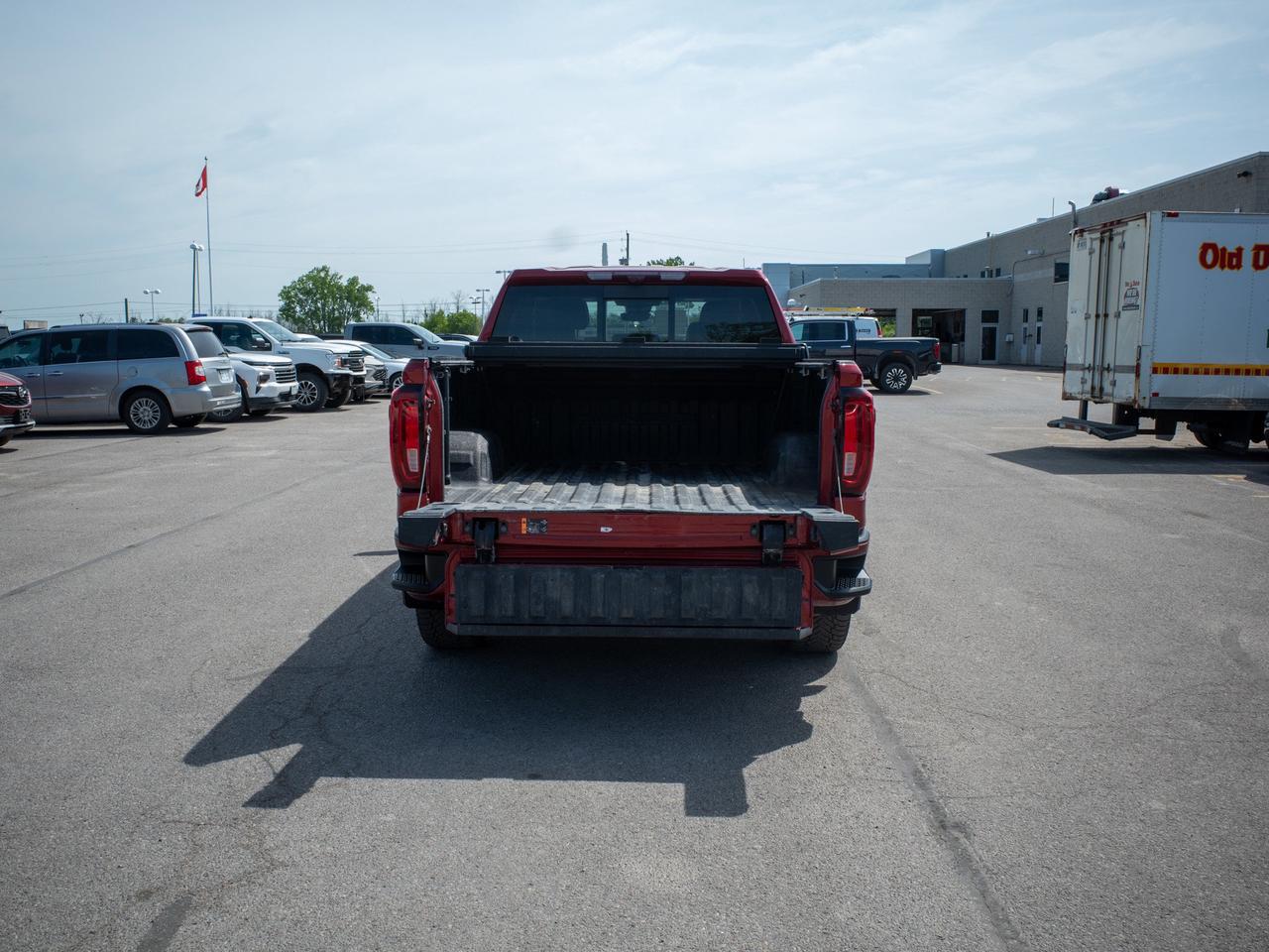 2024 GMC Sierra 1500 Denali - Keyless Start   Locking/Limited Slip Diff Photo