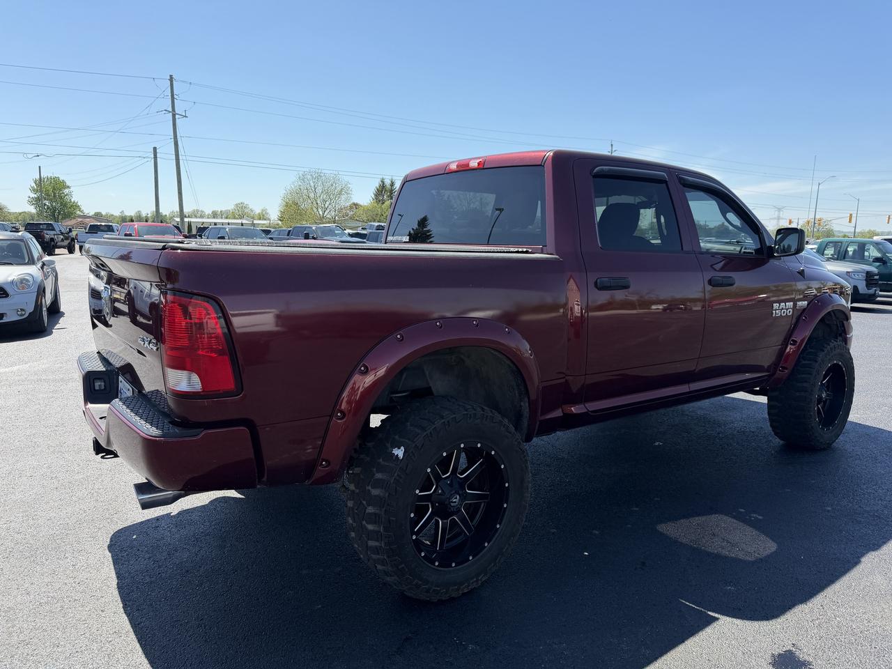 2017 RAM 1500 ST LIFT/WHEEL/TIRE PKG Photo