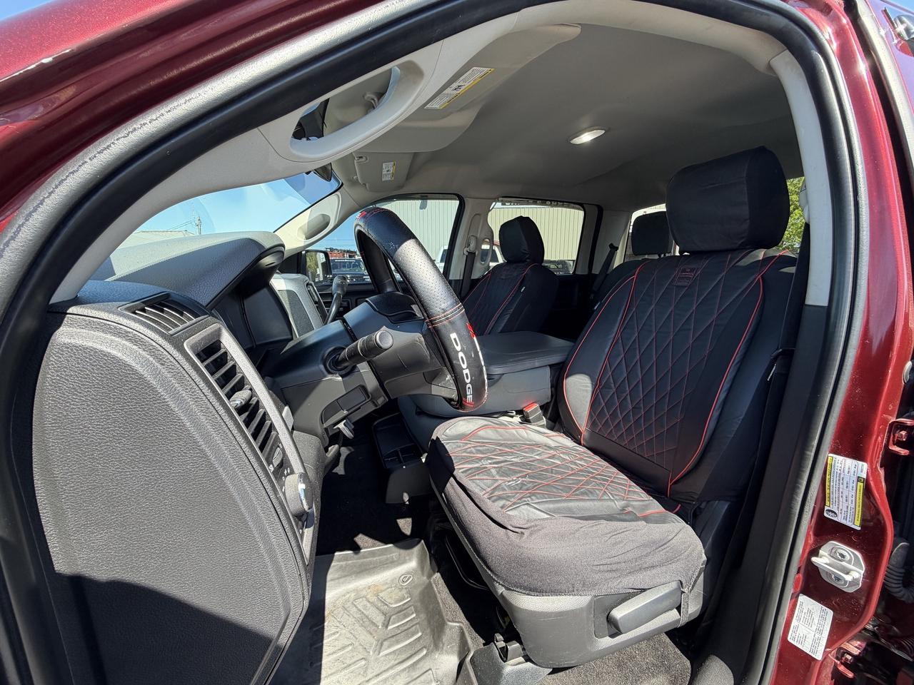 2017 RAM 1500 ST LIFT/WHEEL/TIRE PKG Photo