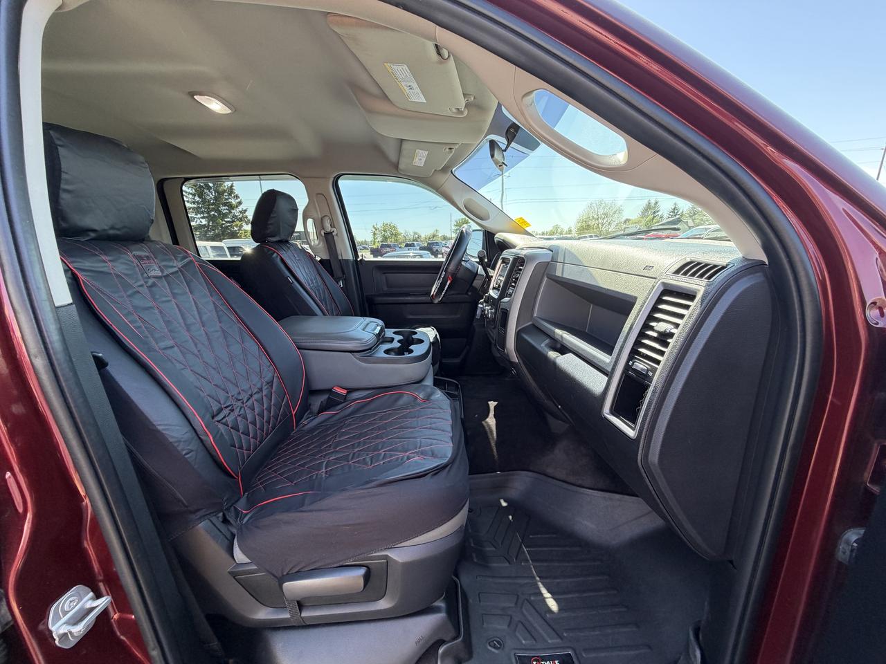 2017 RAM 1500 ST LIFT/WHEEL/TIRE PKG Photo