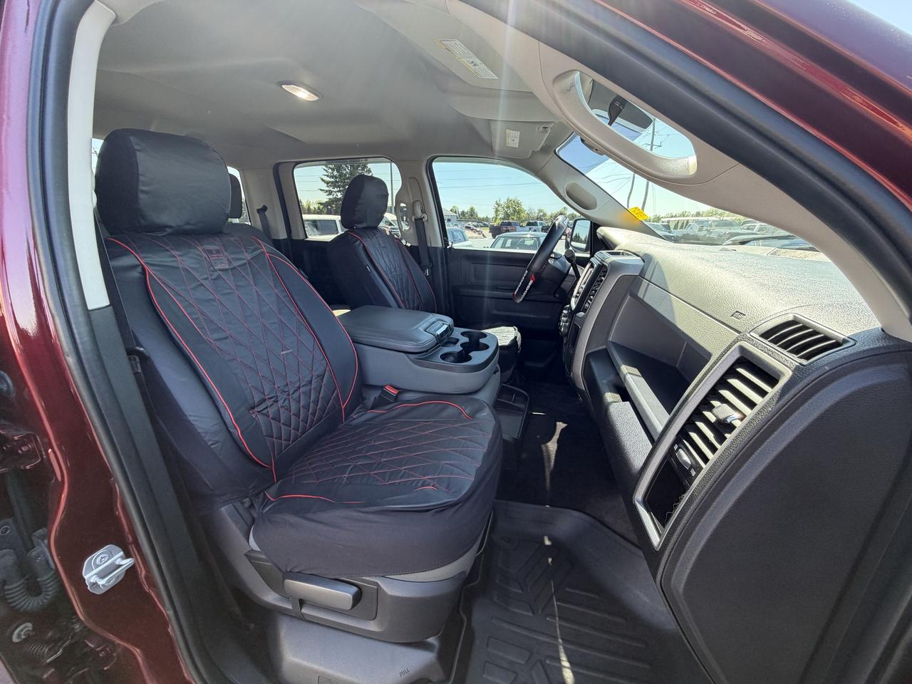 2017 RAM 1500 ST LIFT/WHEEL/TIRE PKG Photo