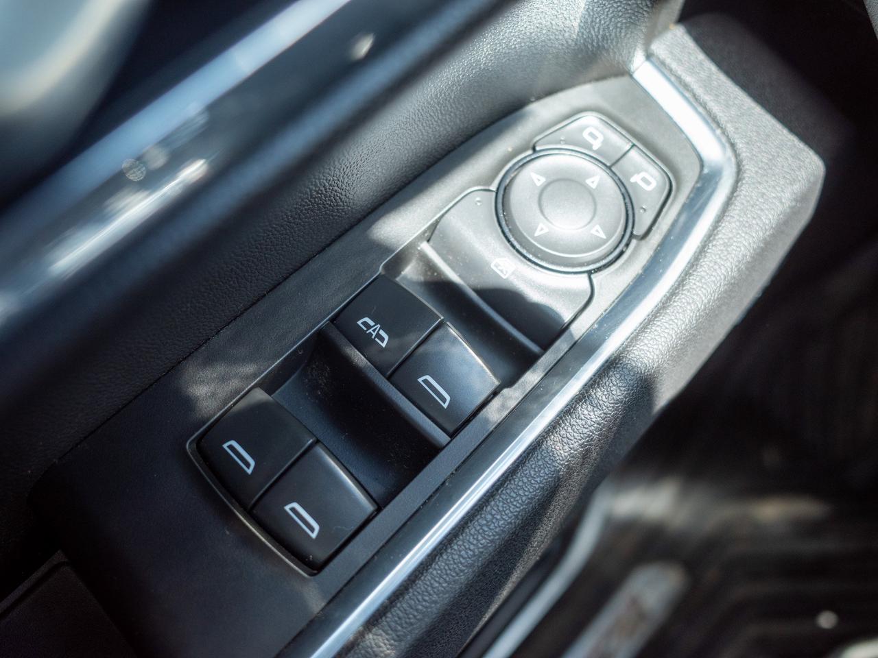 2025 Chevrolet Silverado 1500 LT Trail Boss - Turbocharged Engine   Cloth Seats Photo
