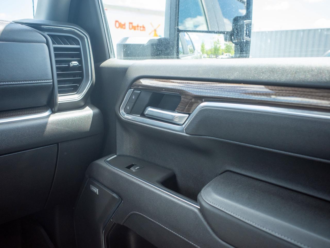 2025 Chevrolet Silverado 1500 LT Trail Boss - Turbocharged Engine   Cloth Seats Photo