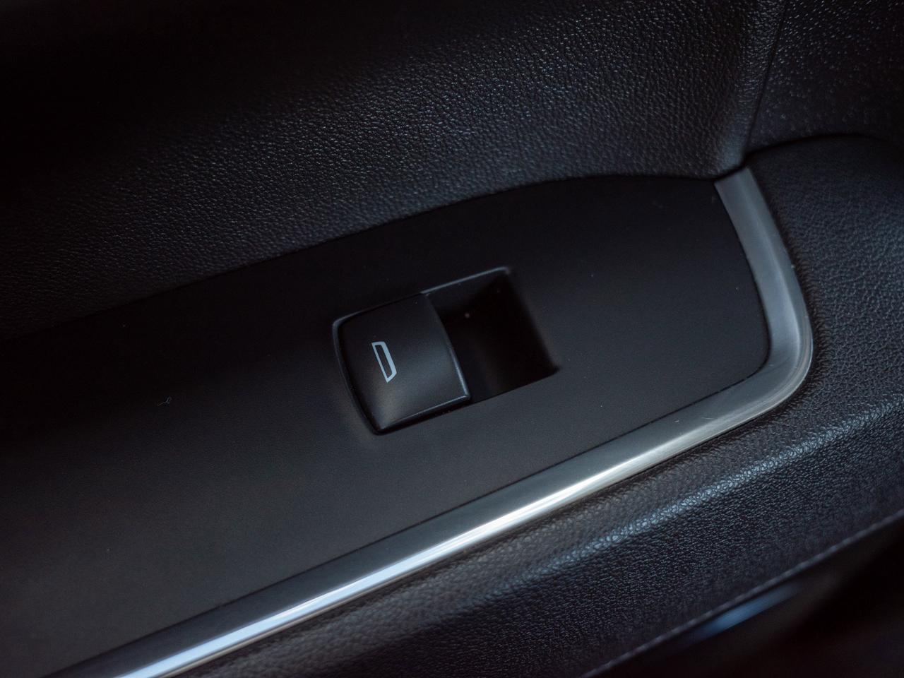 2025 Chevrolet Silverado 1500 LT Trail Boss - Turbocharged Engine   Cloth Seats Photo