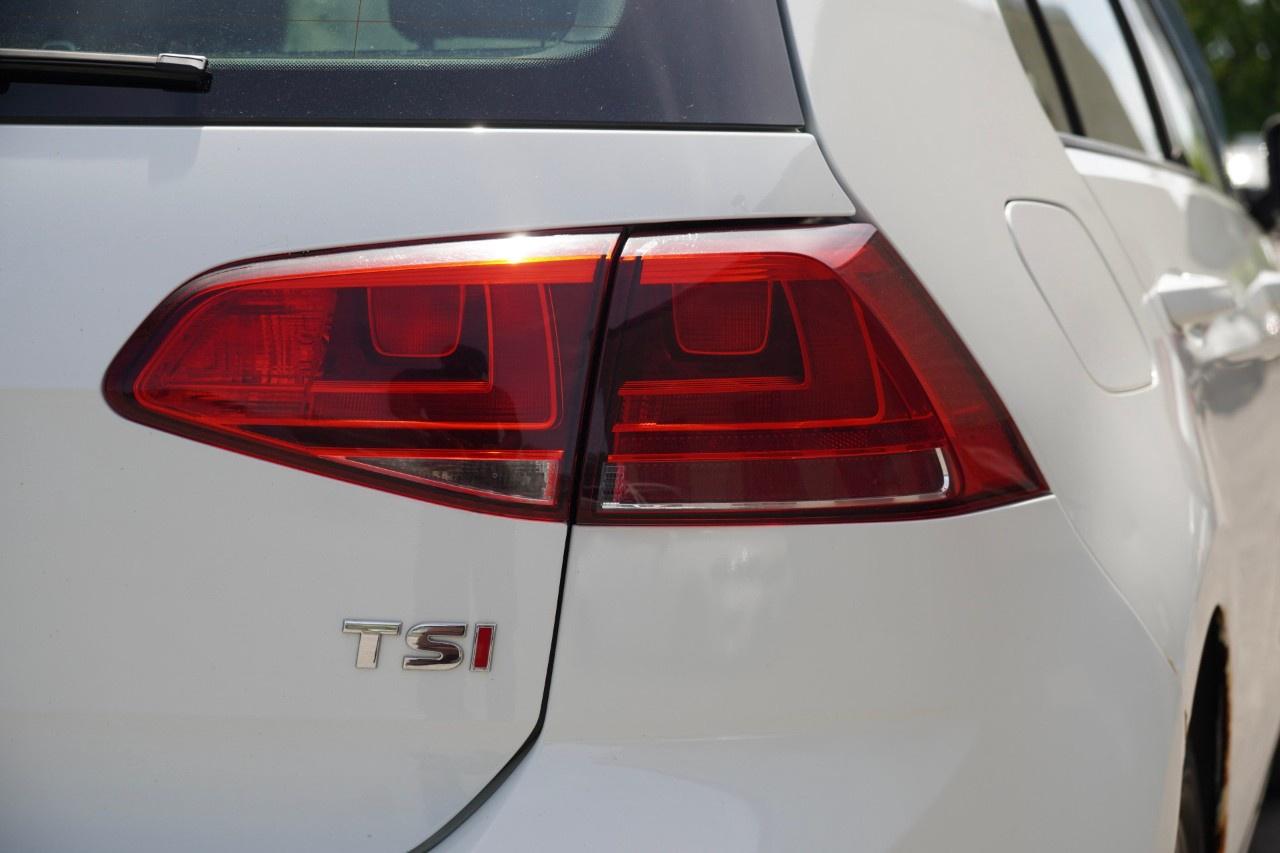 2015 Volkswagen Golf 5dr HB Auto 1.8 TSI Comfortline Photo