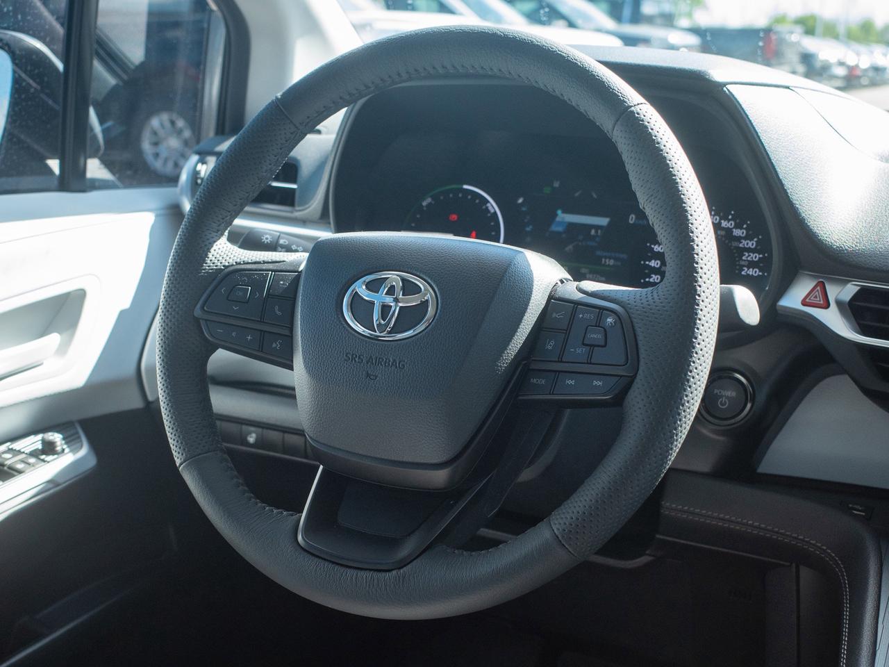 2026 Toyota Sienna - Turn Signal Mirrors   Cross-Traffic Alert Photo