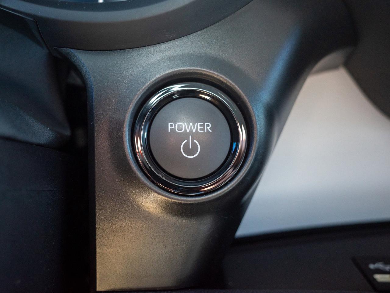 2026 Toyota Sienna - Turn Signal Mirrors   Cross-Traffic Alert Photo