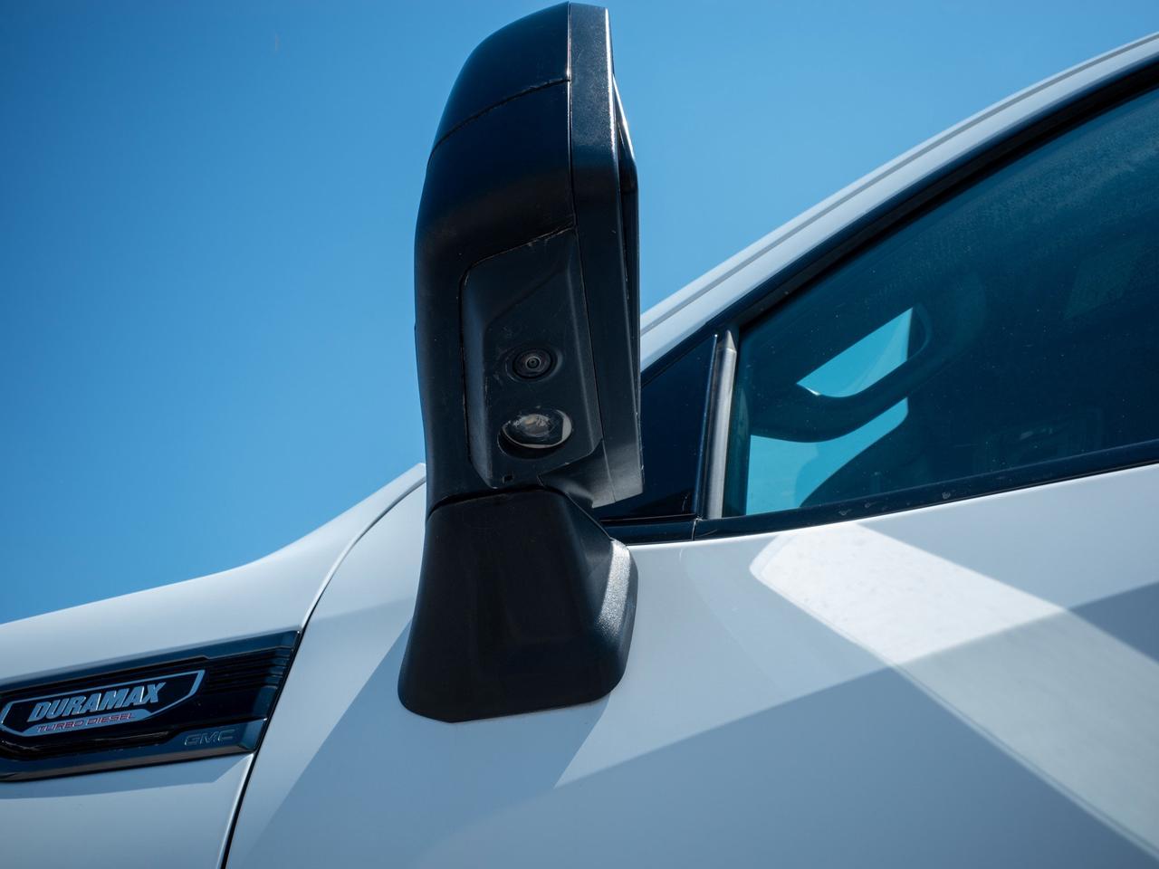 2024 GMC Sierra 1500 AT4 - Keyless Start   Folding Mirrors Photo