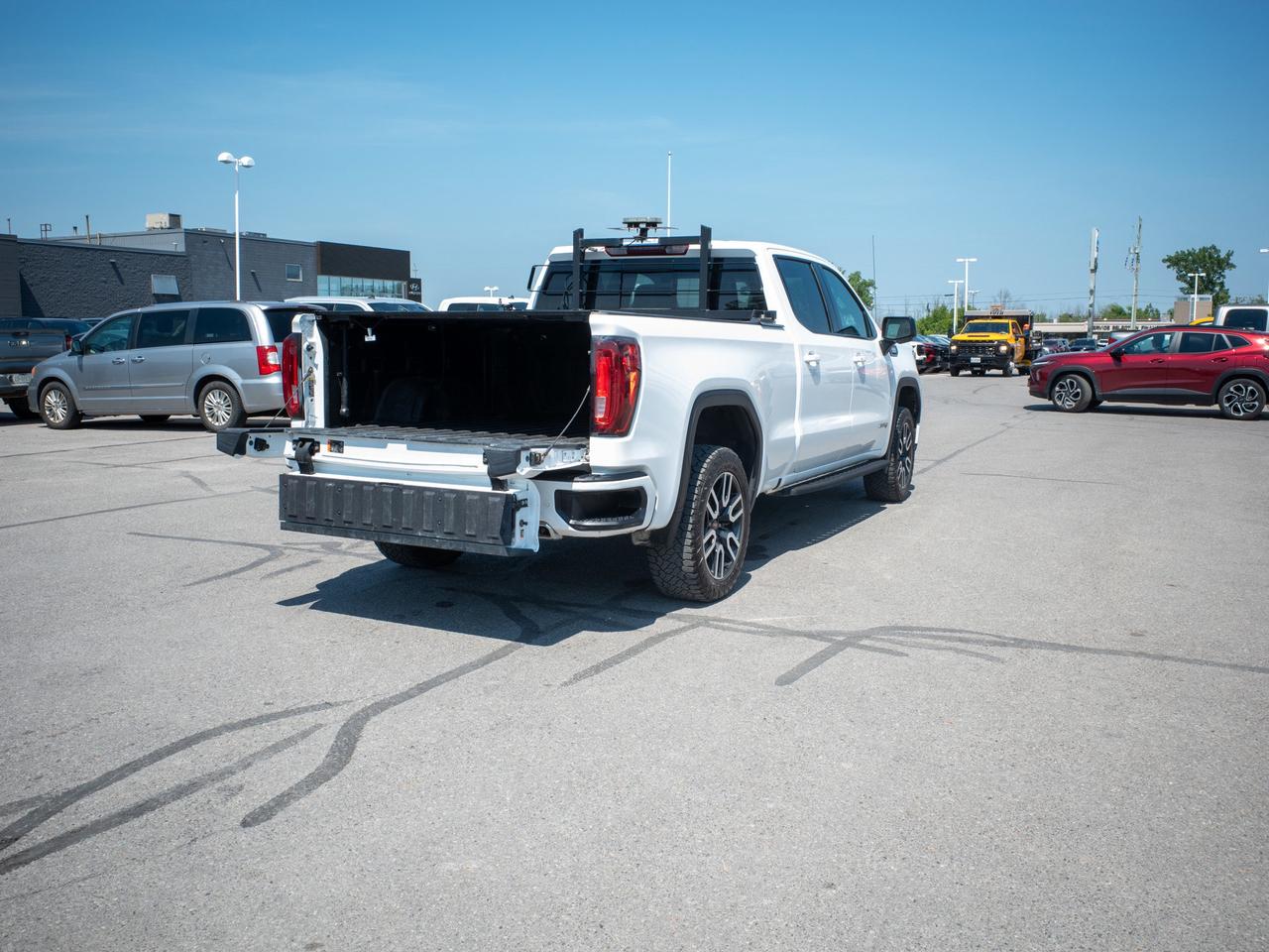 2024 GMC Sierra 1500 AT4 - Keyless Start   Folding Mirrors Photo
