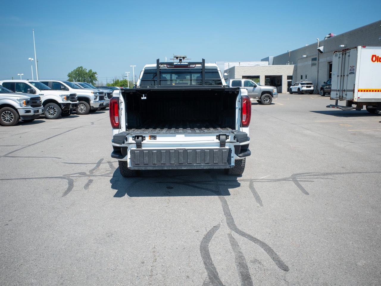 2024 GMC Sierra 1500 AT4 - Keyless Start   Folding Mirrors Photo
