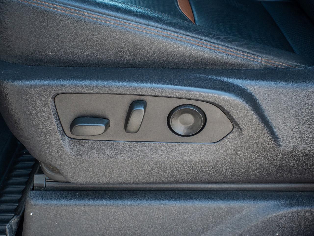 2024 GMC Sierra 1500 AT4 - Keyless Start   Folding Mirrors Photo