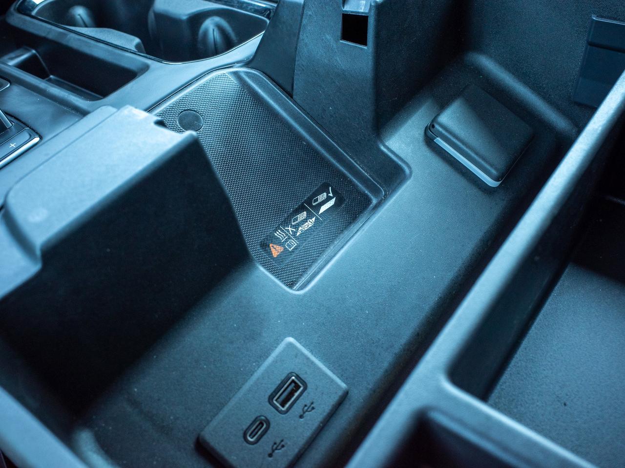 2024 GMC Sierra 1500 AT4 - Keyless Start   Folding Mirrors Photo