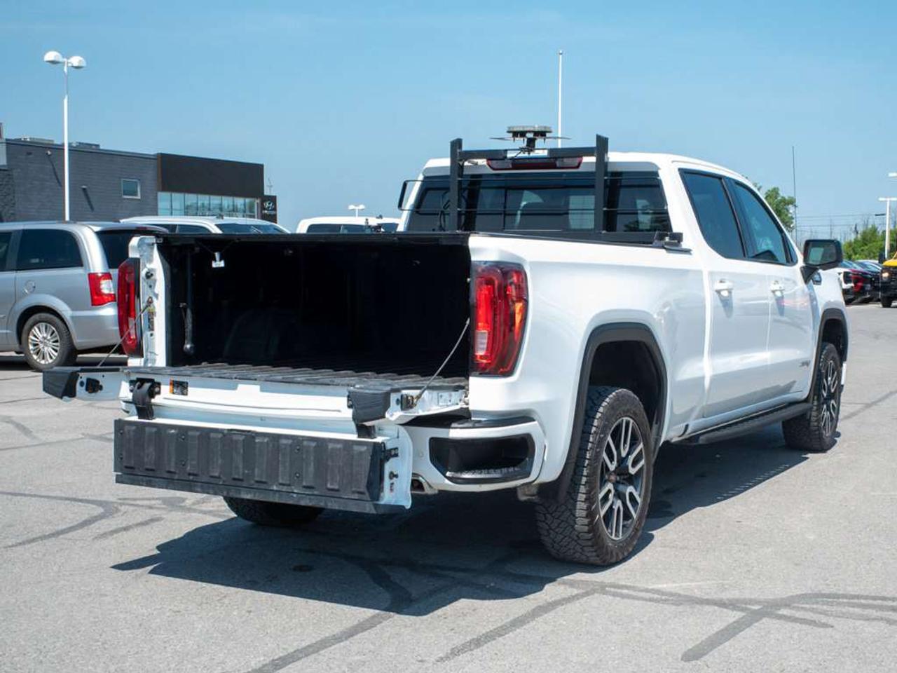 2024 GMC Sierra 1500 AT4 - Keyless Start   Folding Mirrors Photo