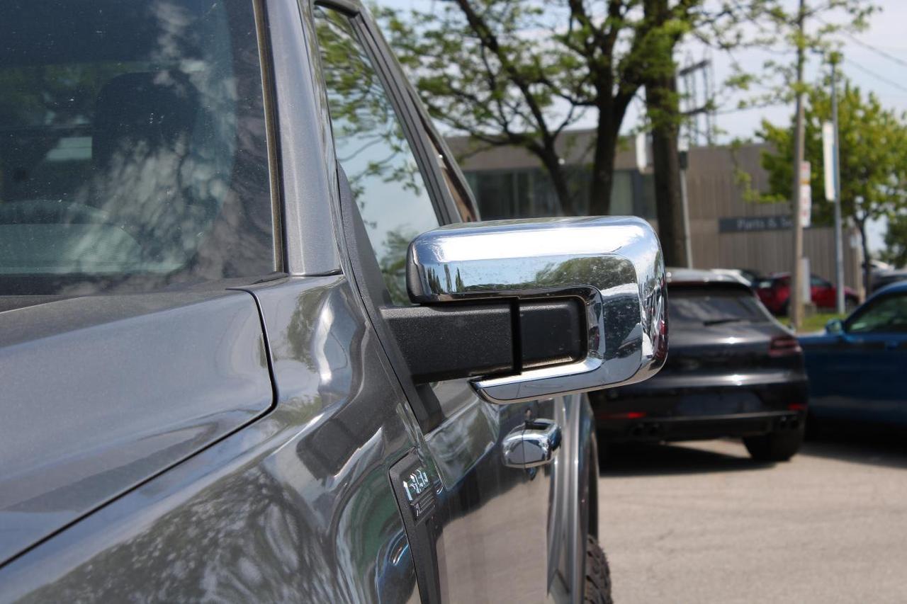 2025 Ford F-150 F150 Xl  SiriusXM BkpCam SideSteps LightBar Photo