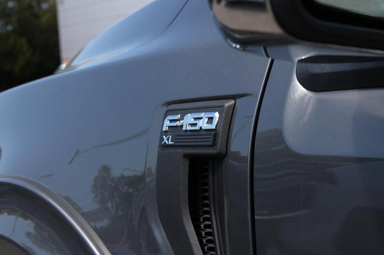 2025 Ford F-150 F150 Xl  SiriusXM BkpCam SideSteps LightBar Photo