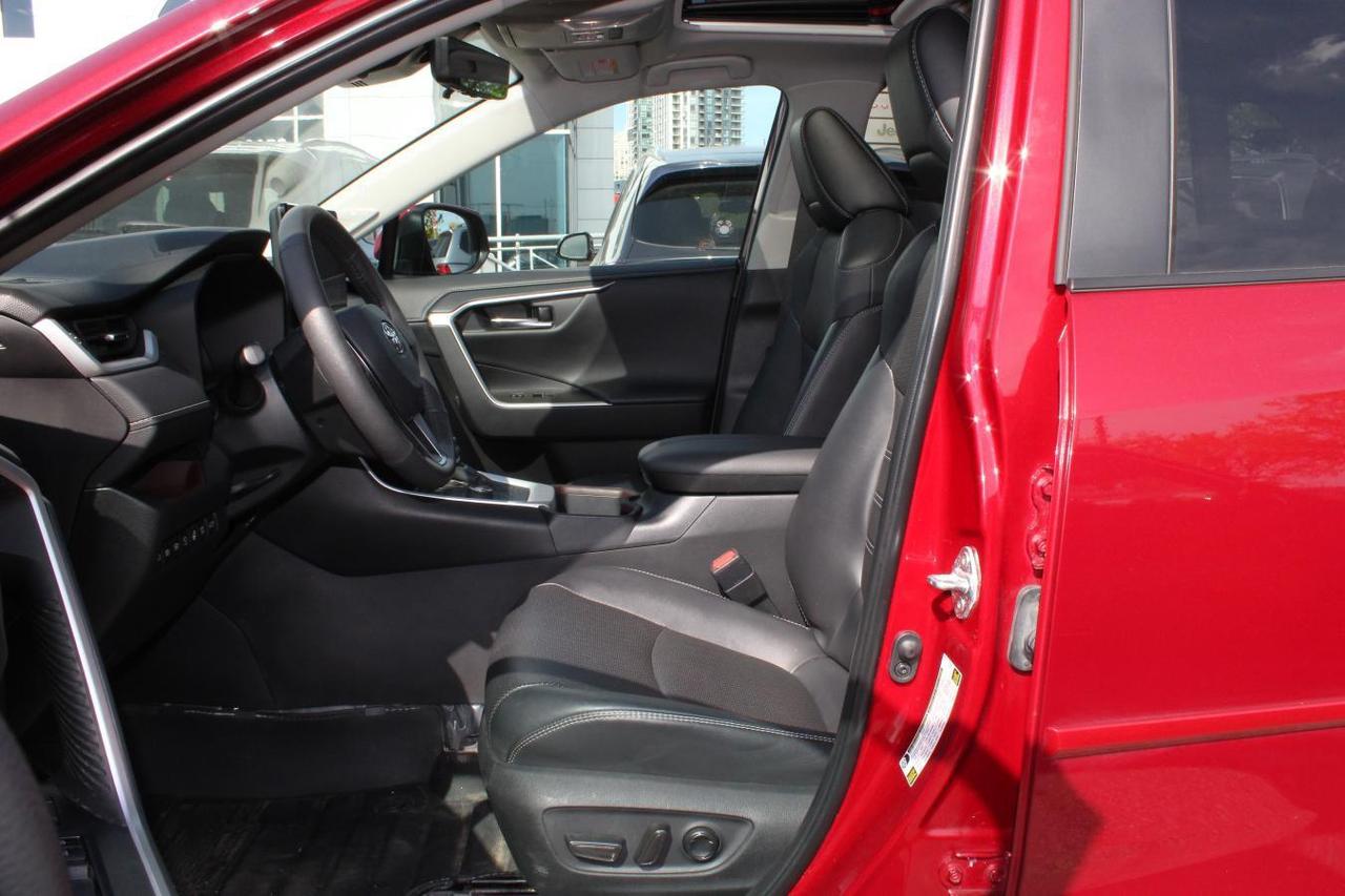 2024 Toyota RAV4 LTD  SiriusXM Sunroof HtdSeats CoolingSeats BkpCam Photo