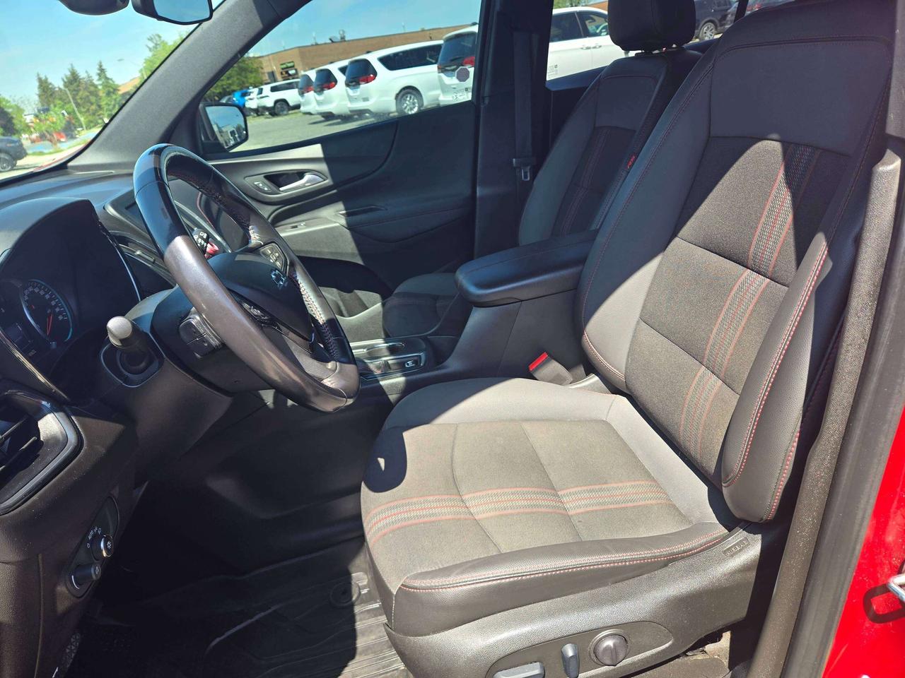2022 Chevrolet Equinox RS, BSM, Power Liftgate Photo