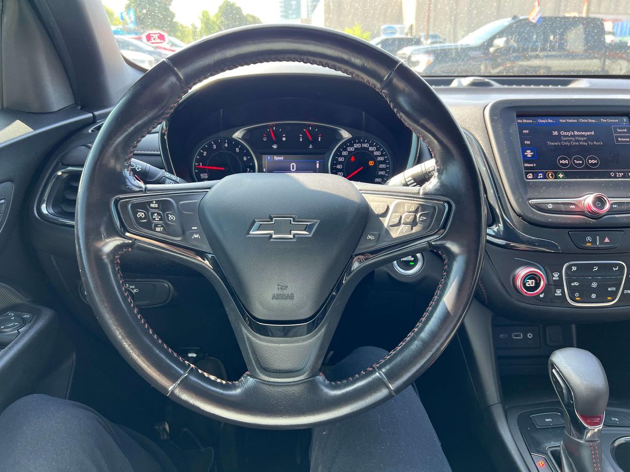 2022 Chevrolet Equinox RS, BSM, Power Liftgate Photo