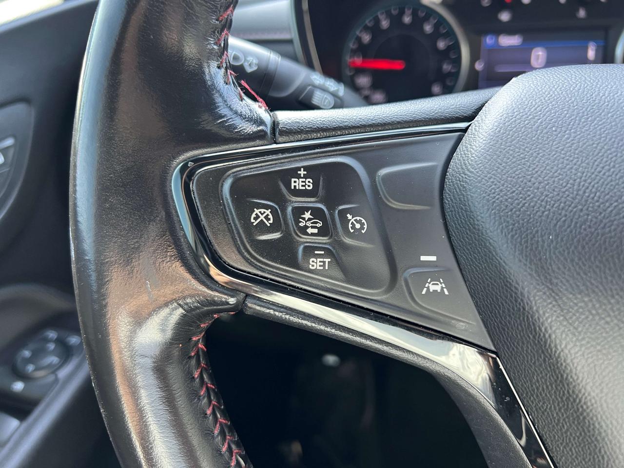 2022 Chevrolet Equinox RS, BSM, Power Liftgate Photo