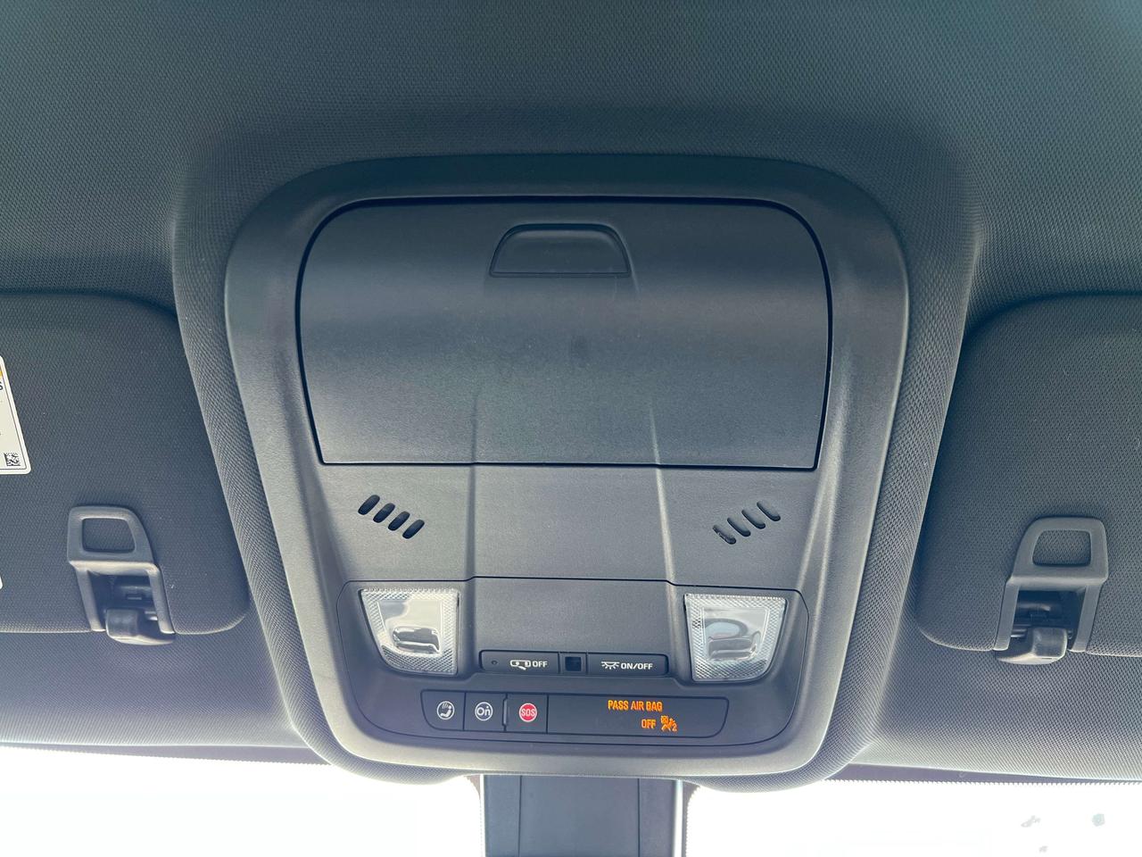 2022 Chevrolet Equinox RS, BSM, Power Liftgate Photo