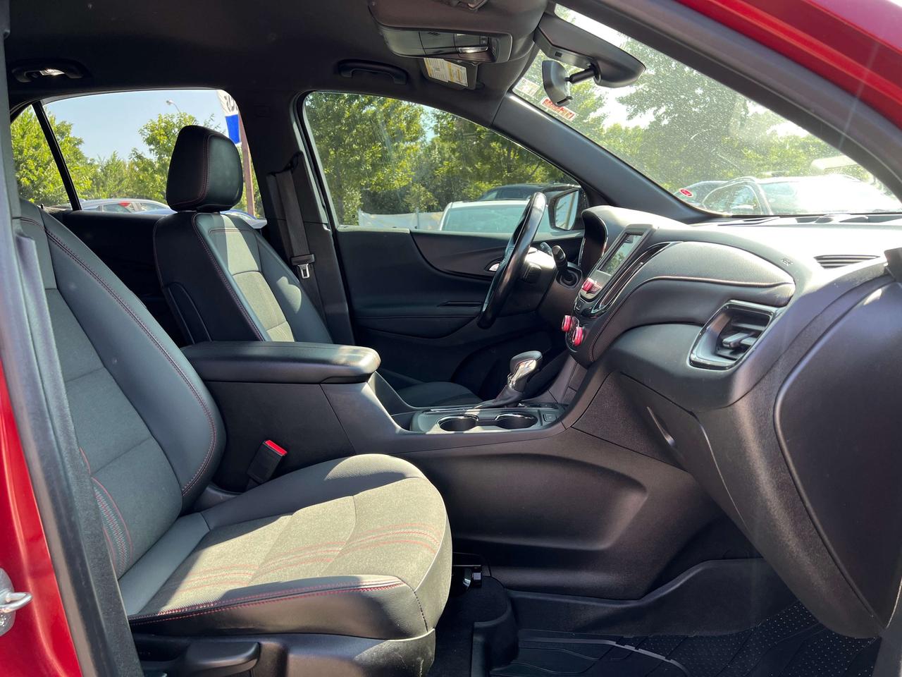 2022 Chevrolet Equinox RS, BSM, Power Liftgate Photo