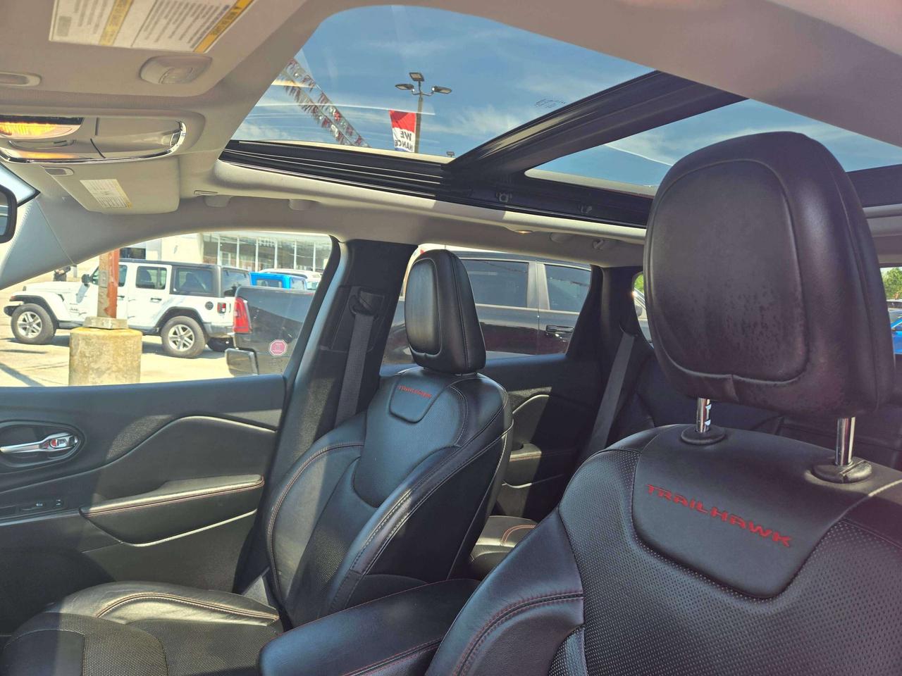 2019 Jeep Cherokee Trailhawk Elite Photo