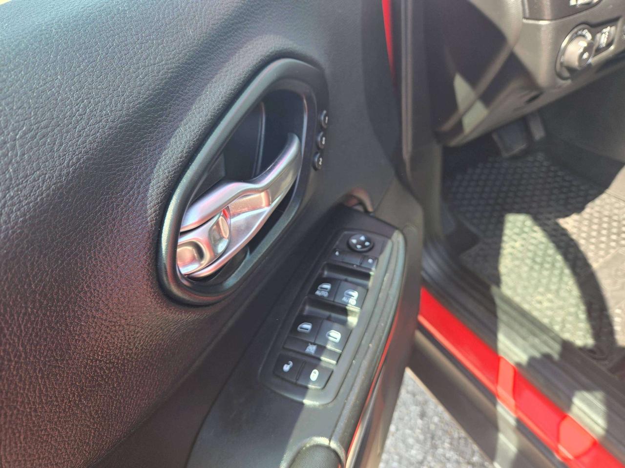 2019 Jeep Cherokee Trailhawk Elite Photo