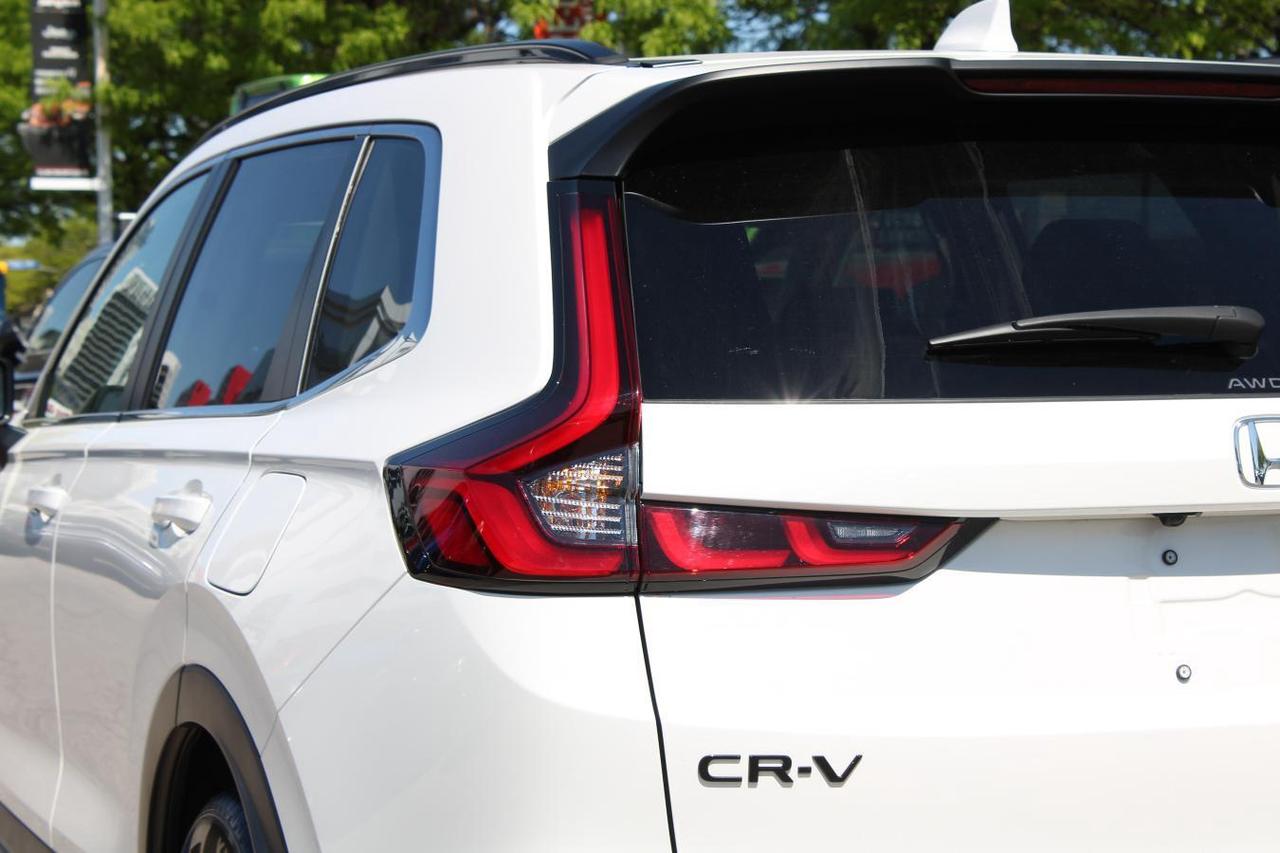 2026 Honda CR-V Sport **LowMileage**  Sunroof AppleCarPlay BkpCam Photo