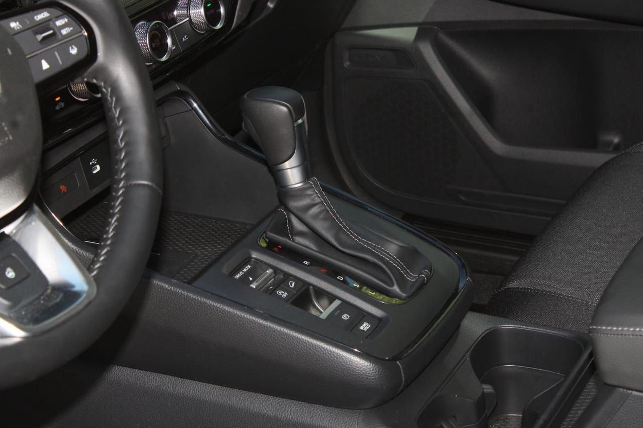 2026 Honda CR-V Sport **LowMileage**  Sunroof AppleCarPlay BkpCam Photo