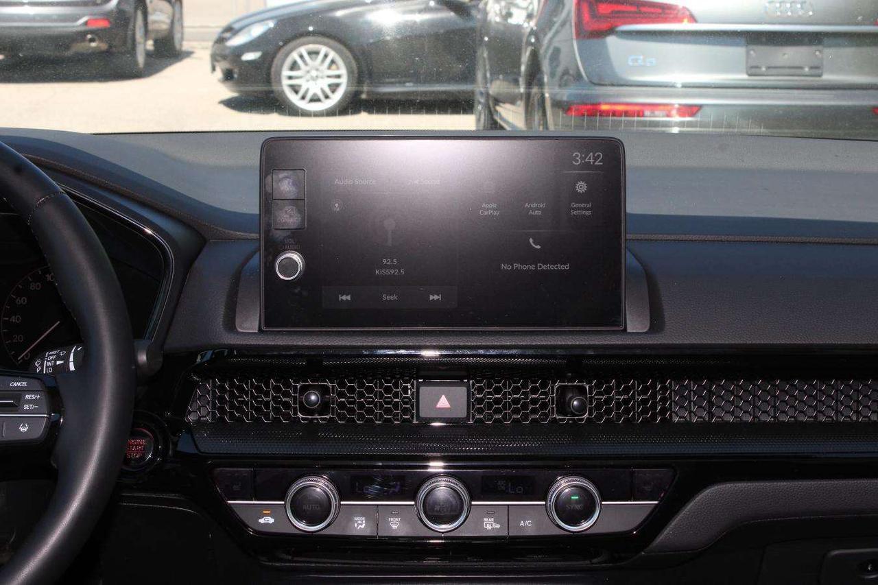 2026 Honda CR-V Sport **LowMileage**  Sunroof AppleCarPlay BkpCam Photo