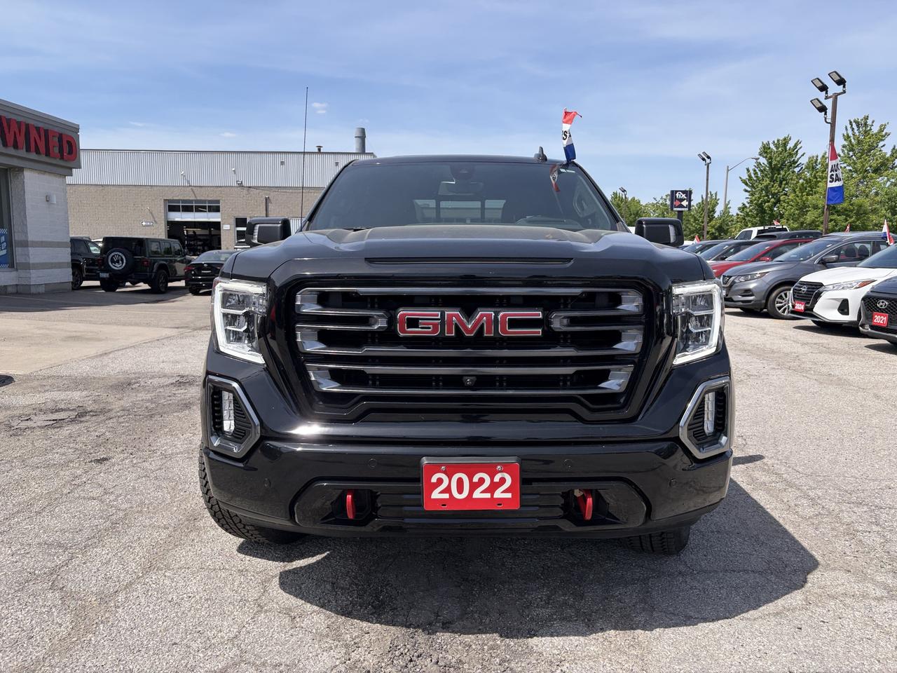 2022 GMC Sierra 1500 AT4 Photo1