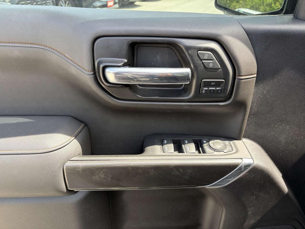 2022 GMC Sierra 1500 AT4, Running Boards, HUD, Lane Keep, Adapt. Cruise Photo
