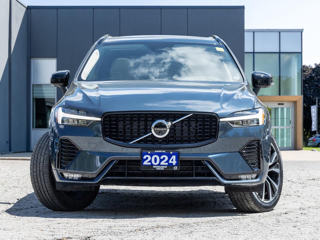 2024 Volvo XC60 B5 AWD PLUS  OFF LEASE  NO ACCIDENTS  CPO Photo