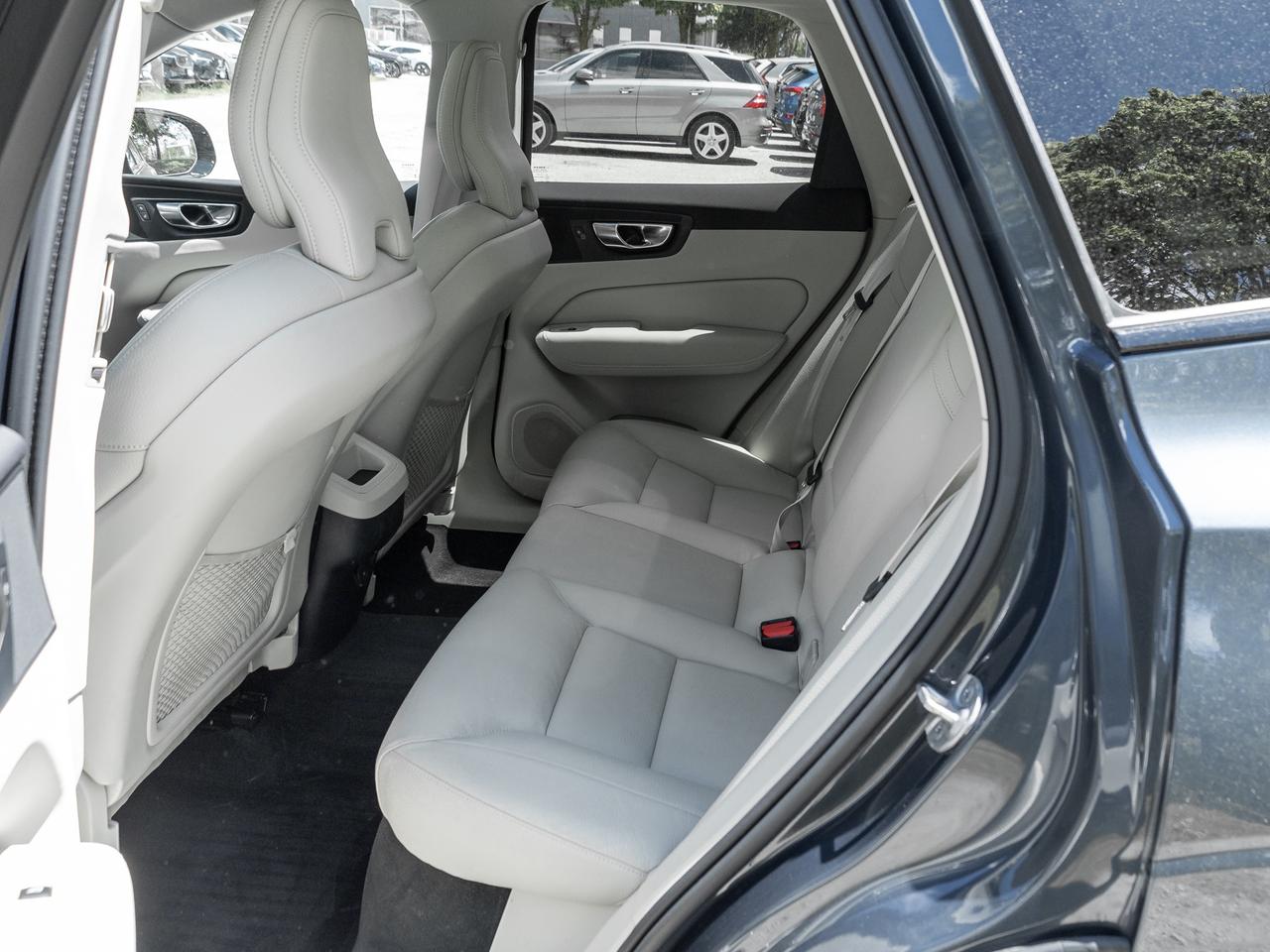 2024 Volvo XC60 B5 AWD PLUS  OFF LEASE  NO ACCIDENTS  CPO Photo