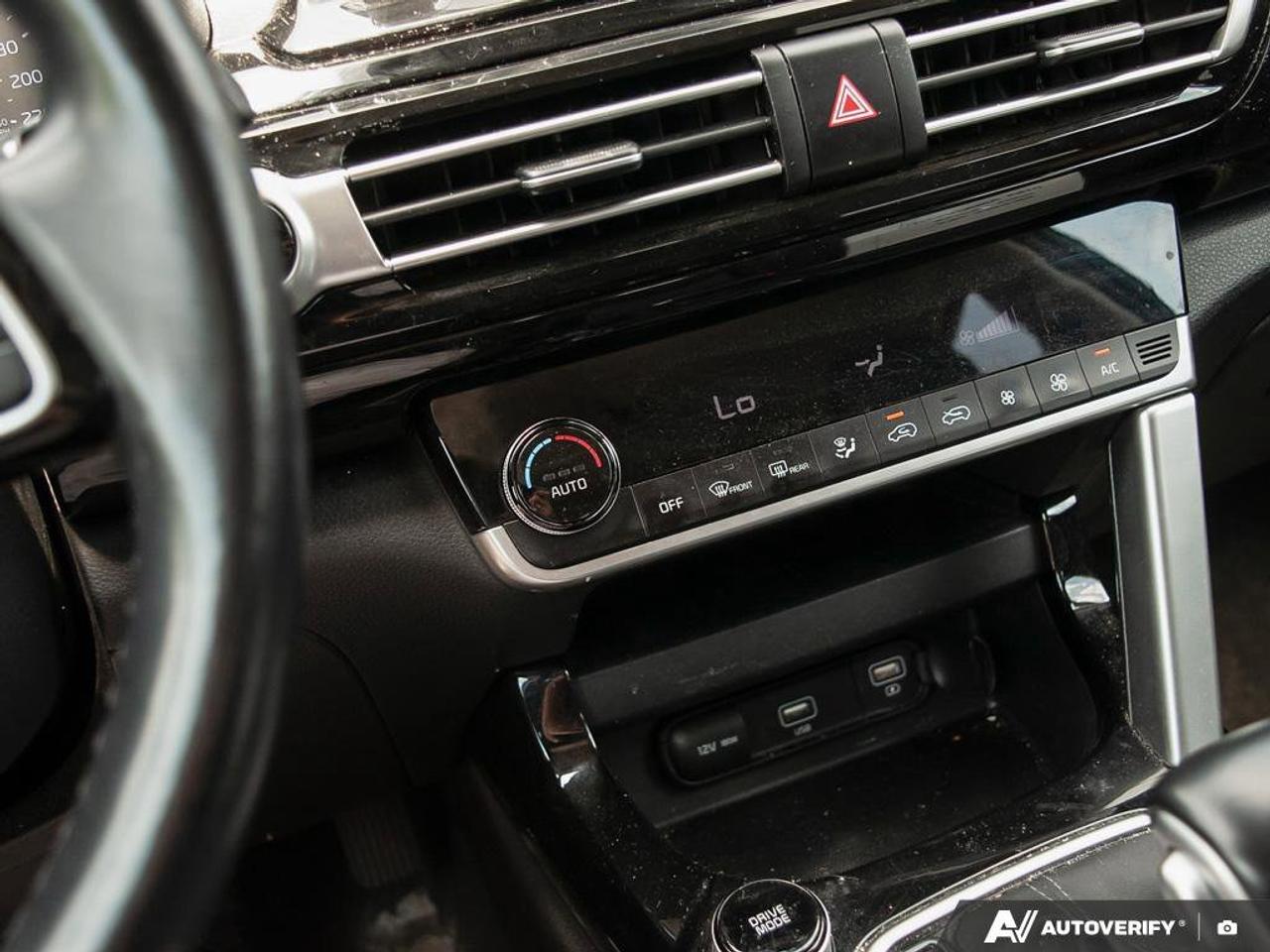 2022 Kia Seltos EX   AWD   Leather   Sunroof   Heated Steering Whe Photo