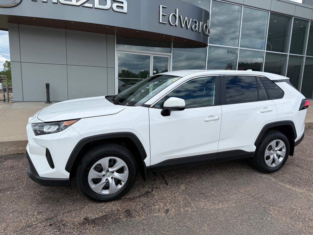 2025 Toyota RAV4 LE 4dr All-wheel Drive Photo2